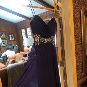 Navy floor length prom dress (size 5/6)